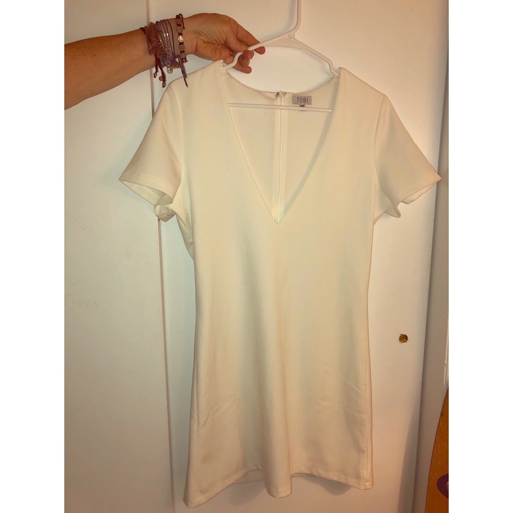 White formal sleeved dress